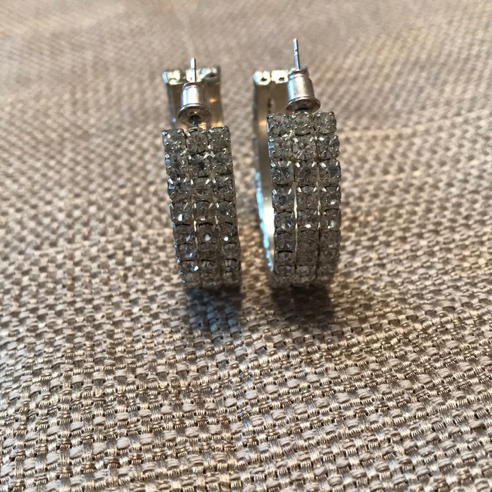 Earrings - Picture 4 of 4